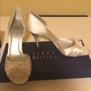 Stuart Weitzman knotted white satin heels